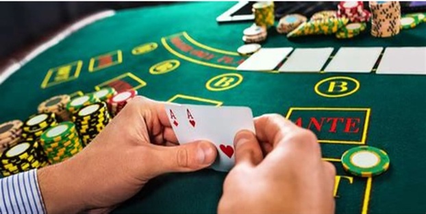 Chơi Game Bài Trên Điện Thoại – Xu Hướng Phát Triển Năm 2025